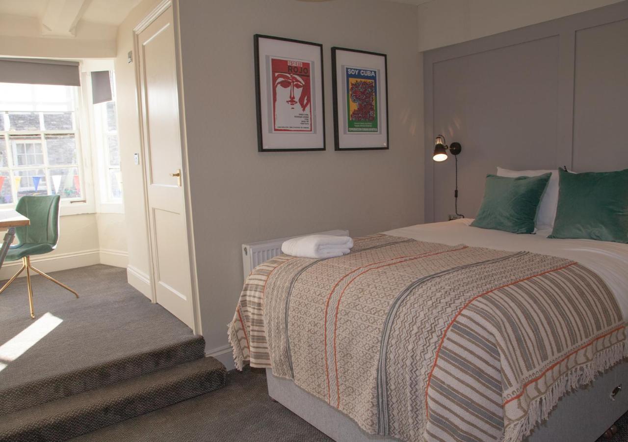 The Kings Arms Hotel Malmesbury Εξωτερικό φωτογραφία