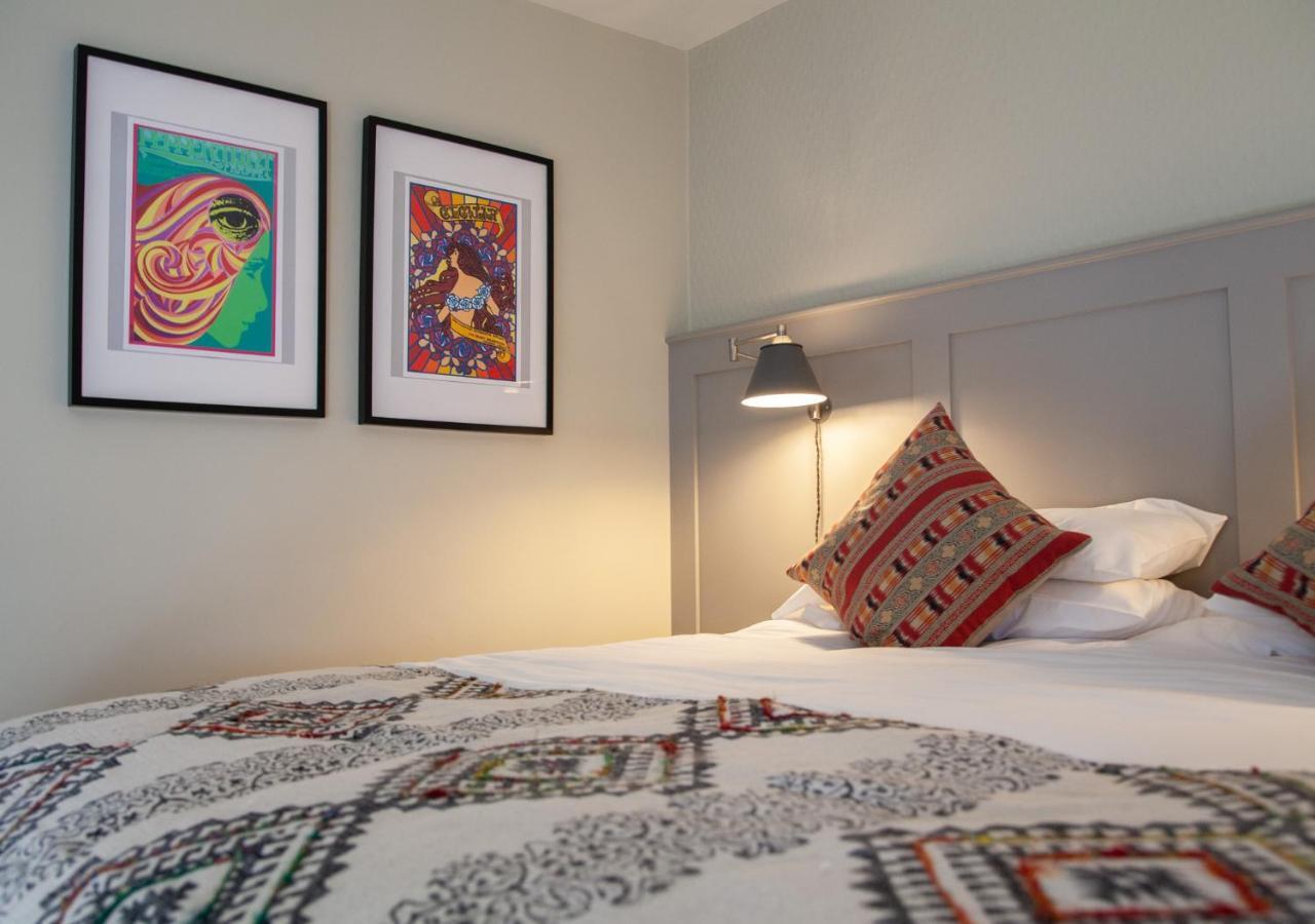 The Kings Arms Hotel Malmesbury Εξωτερικό φωτογραφία